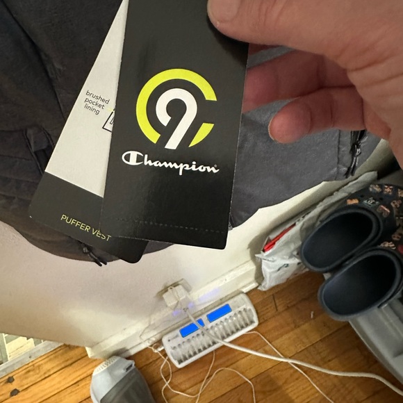 Champion Vest Sz-Small - Picture 3 of 7